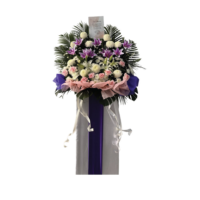 Legacy of Love Wreath